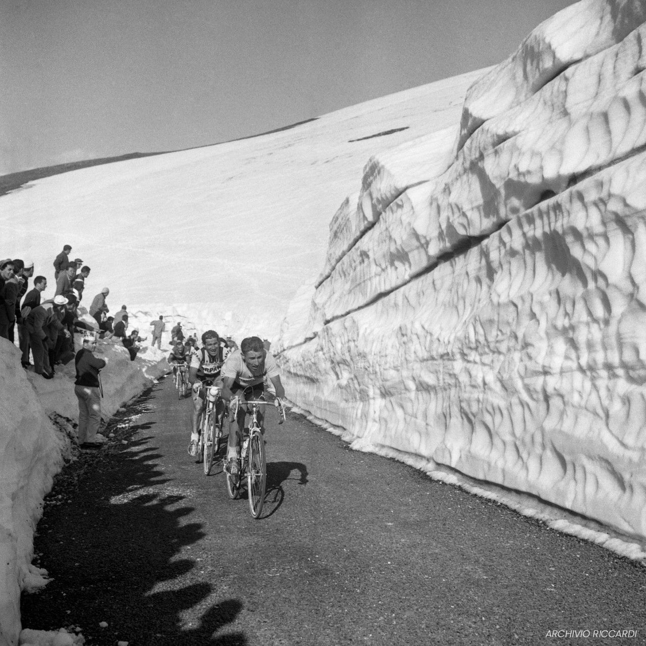 Il Giro d'Italia, una storia di anni ruggenti