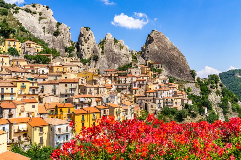 Camminare in Basilicata: la guida per passeggiare nella bellezza