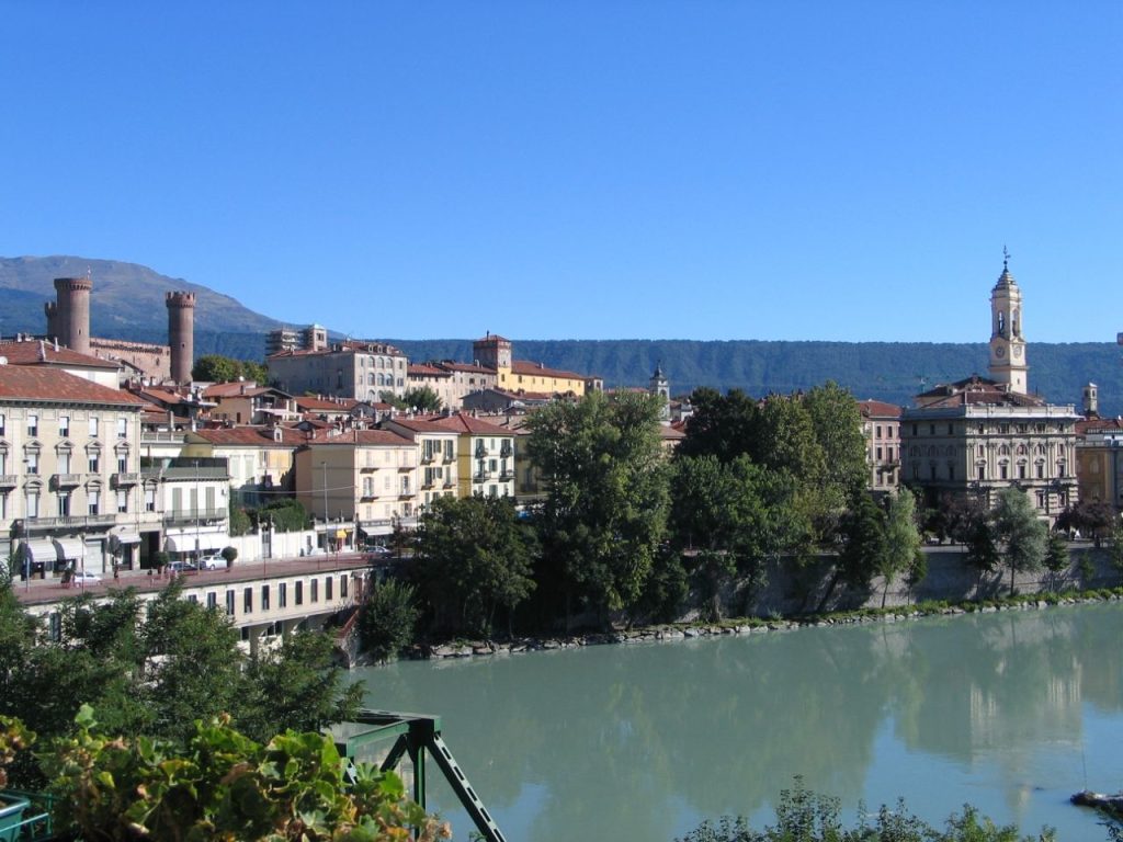 Ivrea e Canavese, turismo sostenibile tra storia, tradizione ed enogastronomia