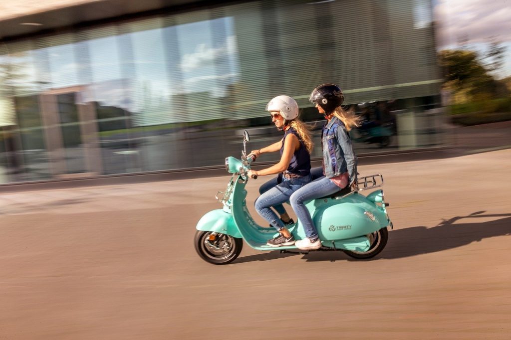 Mobilità a due ruote: i comuni italiani accelerano