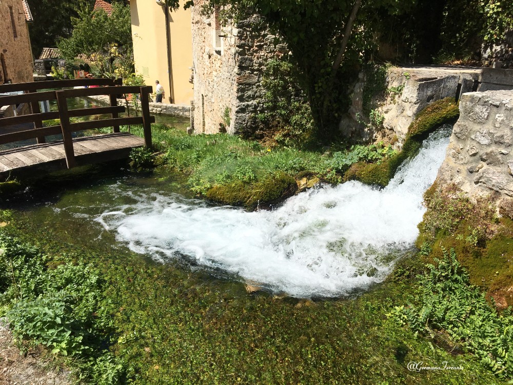 Rasiglia e il suo incanto, tra rivoli, cascate e laghetti