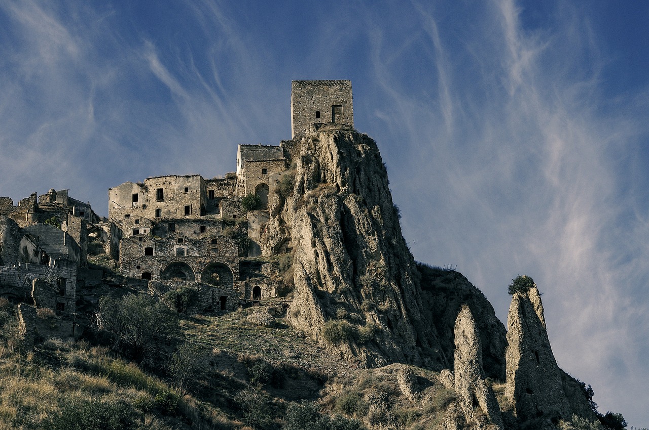 Basilicata "ghost to ghost": tra borghi fantasma e storie di mistero