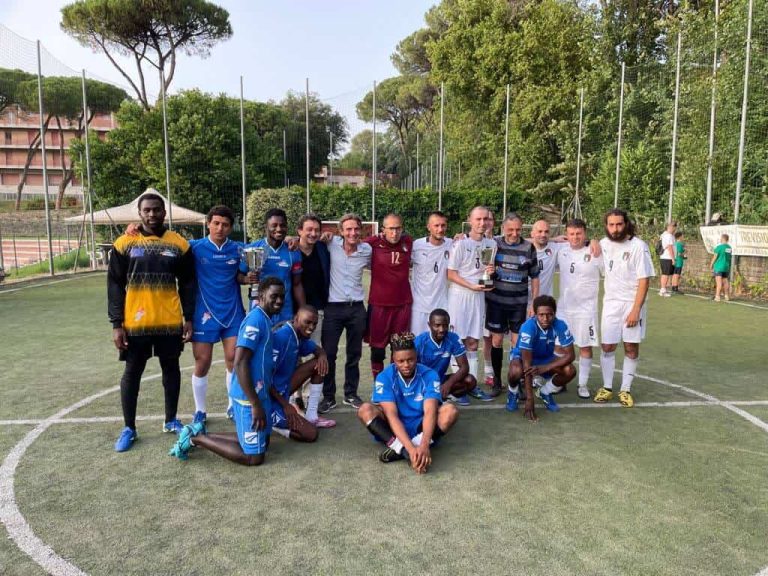 I-Care, rifugiati in "fuga per la vittoria", vincono torneo della solidarietà