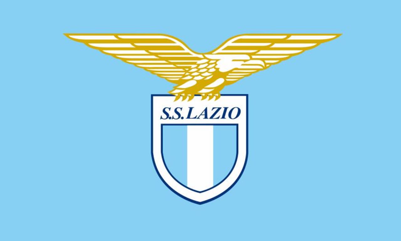 La nuova maglia della Lazio, biancoceleste ma “green” nell’anima