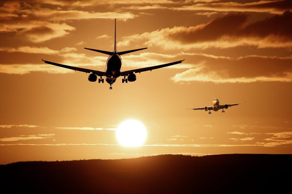 Saf, il carburante che potrebbe rendere sostenibili i viaggi in aereo