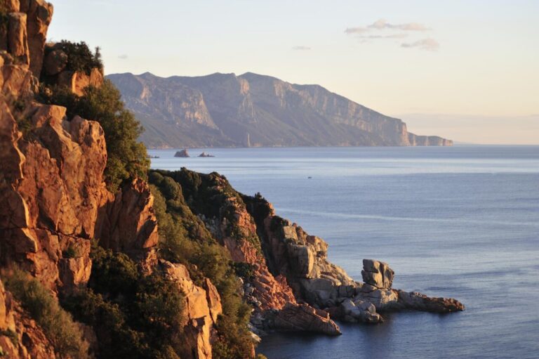 Ogliastra in Sardegna: un viaggio tra borghi e panorami straordinari